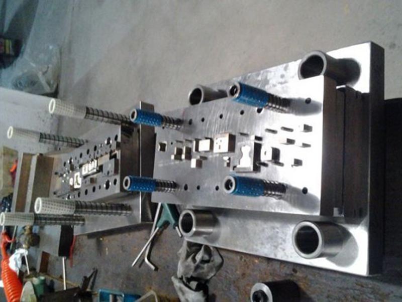 讷河模具制造-12