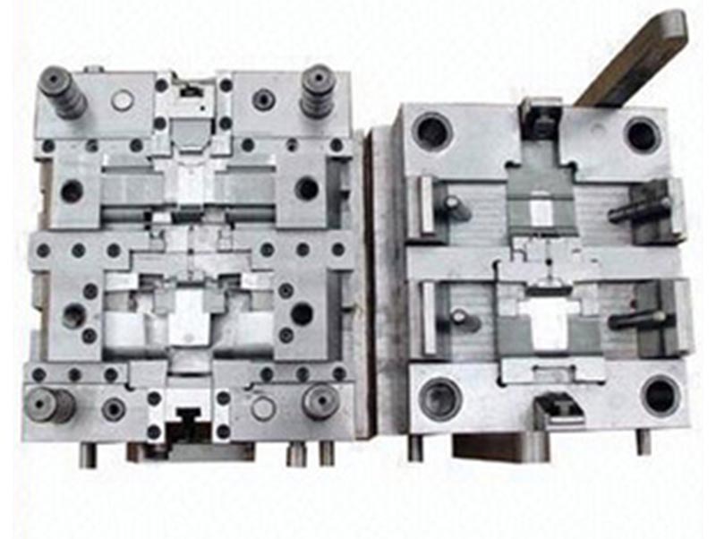 讷河精密塑料模-07