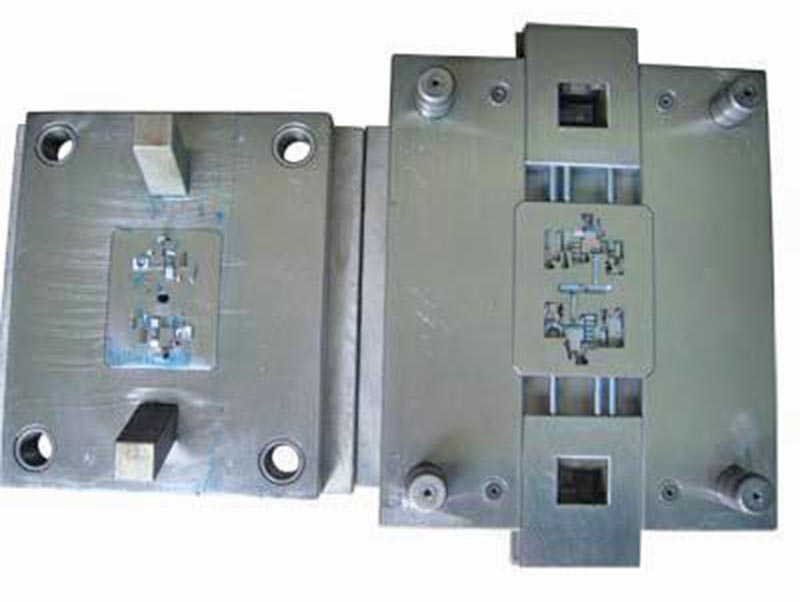 讷河精密塑料模-01